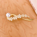 Pearl  hair clip